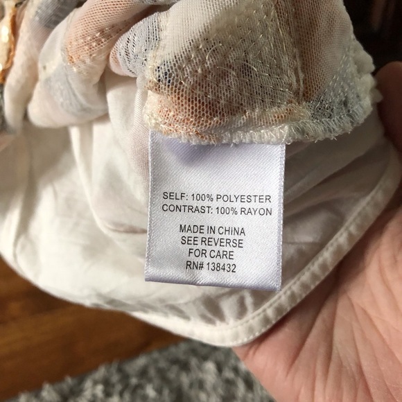 ModCloth sequence and fringe tank top in size S - Picture 6 of 6